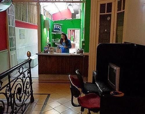 Hostel Downtownmate Буенос Айрес Екстериор снимка