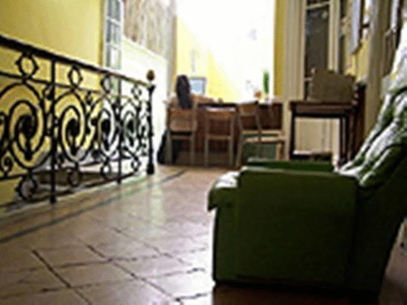 Hostel Downtownmate Буенос Айрес Екстериор снимка